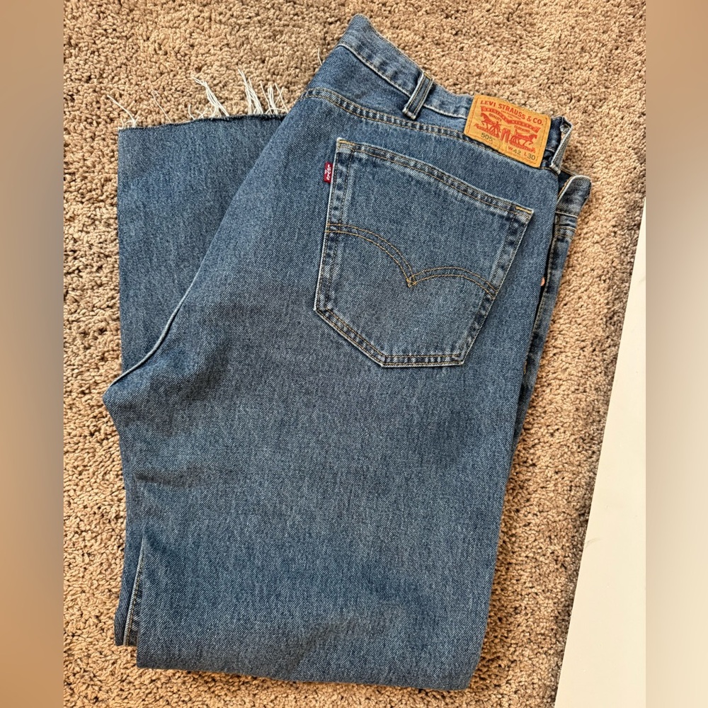 Levi's Classic Straight Men's 505 Jeans in Denim Blue